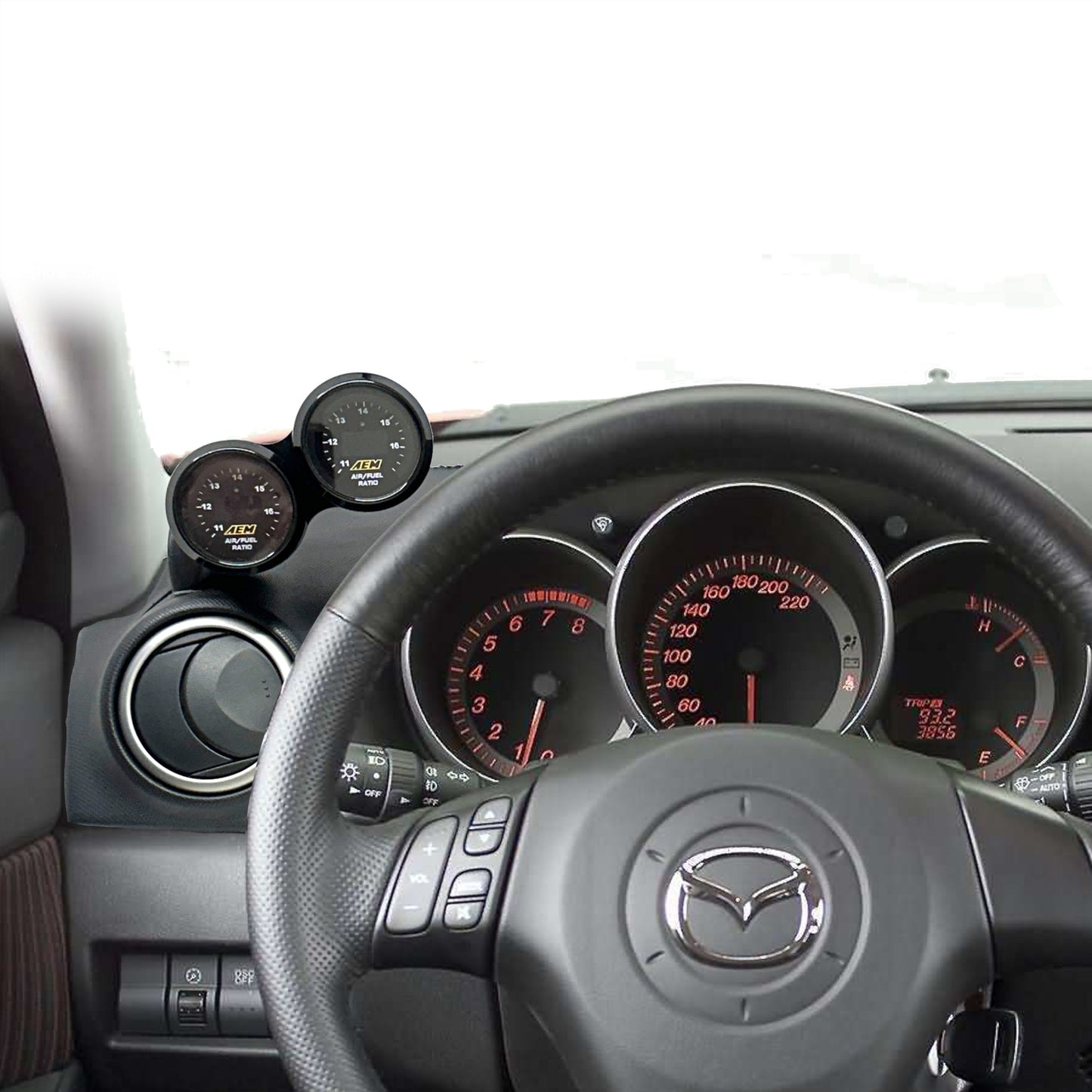 Dual gauge pod mount for 2004-2008 Mazda 3 functional defrost vent