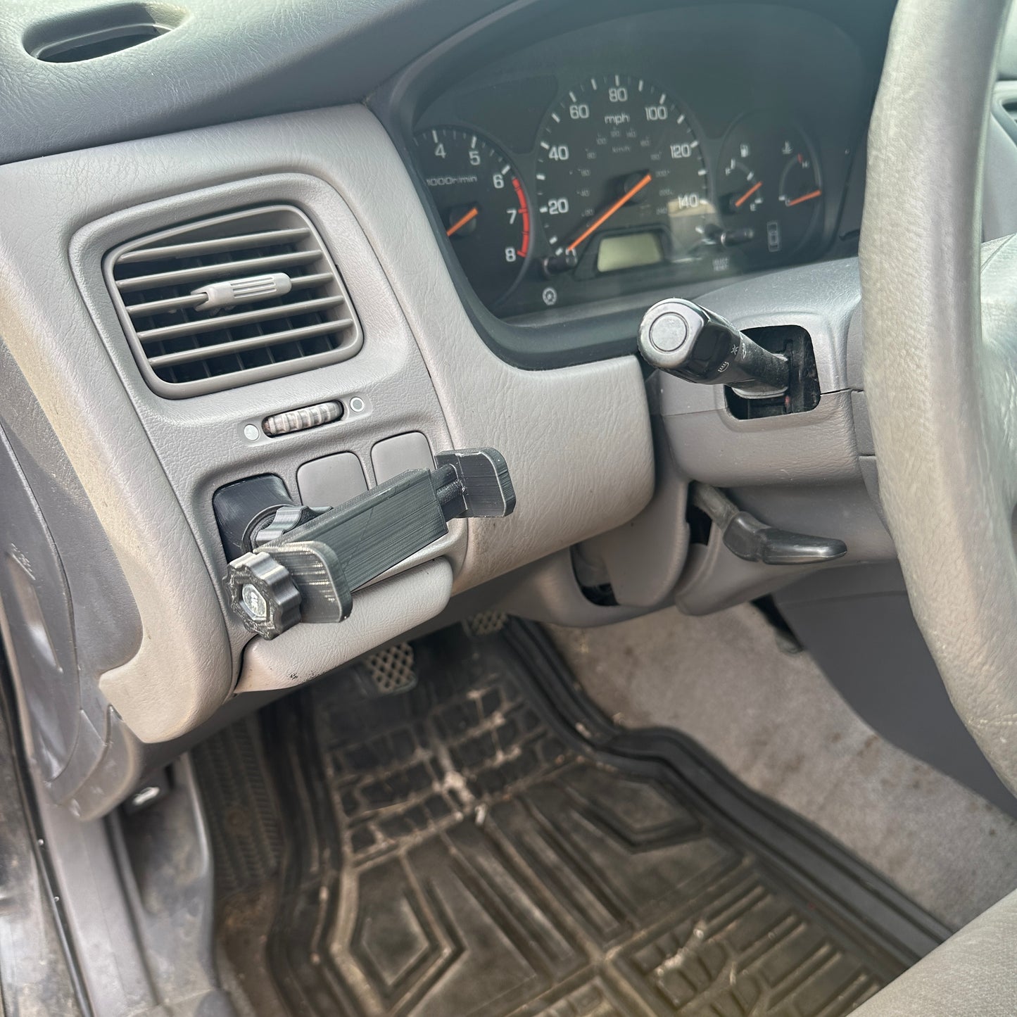 Custom phone mount for 1998-2002 Accord replaces factory blank button