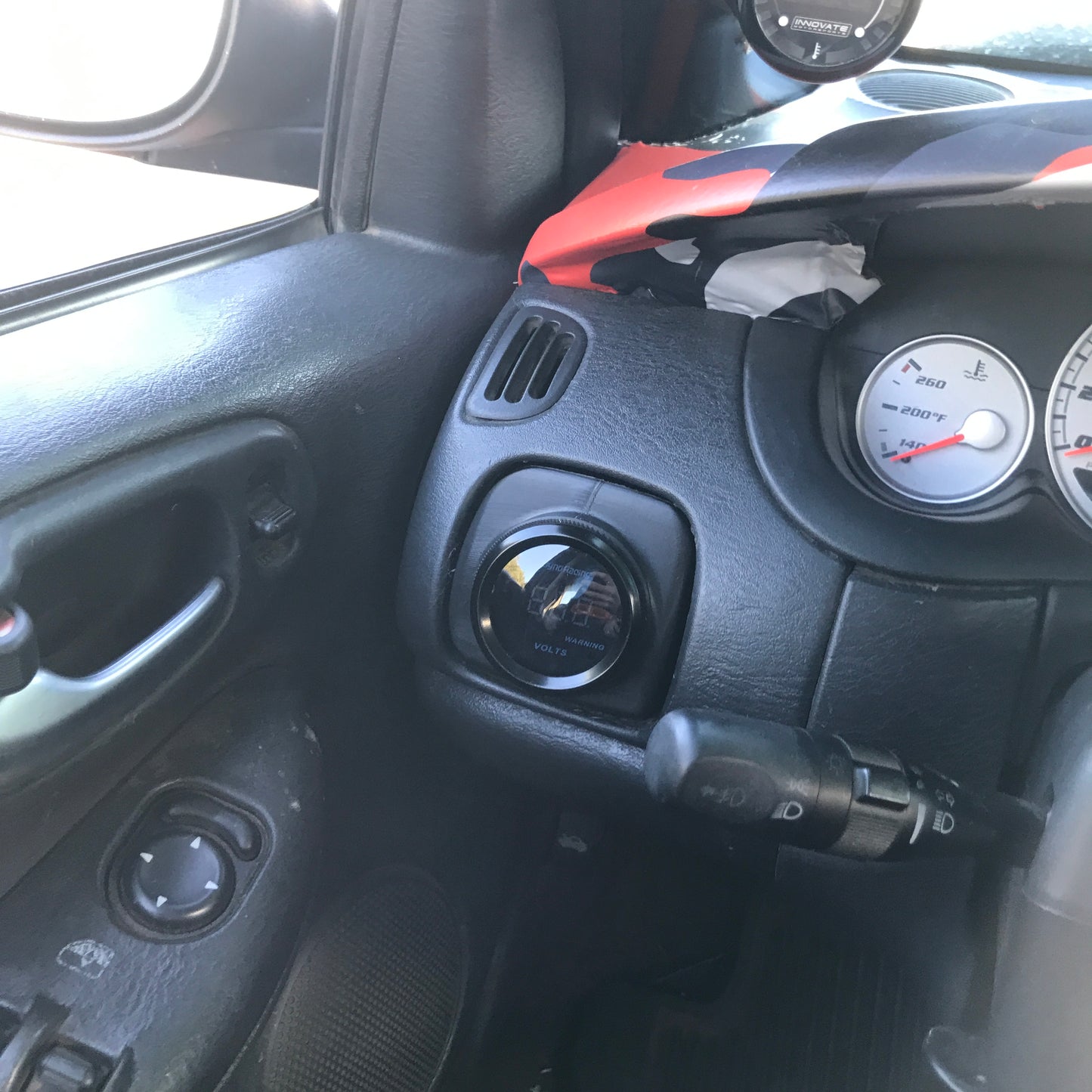 Single gauge pod mount for 2000-2005 Neon SRT4 replaces driver vent