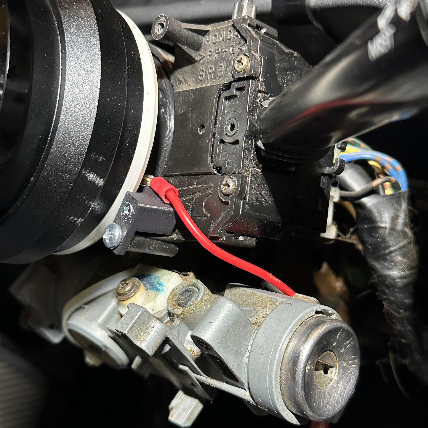 Horn wire adapter for 1992-1995 Civic for 1994-2001 Integra with racing wheel