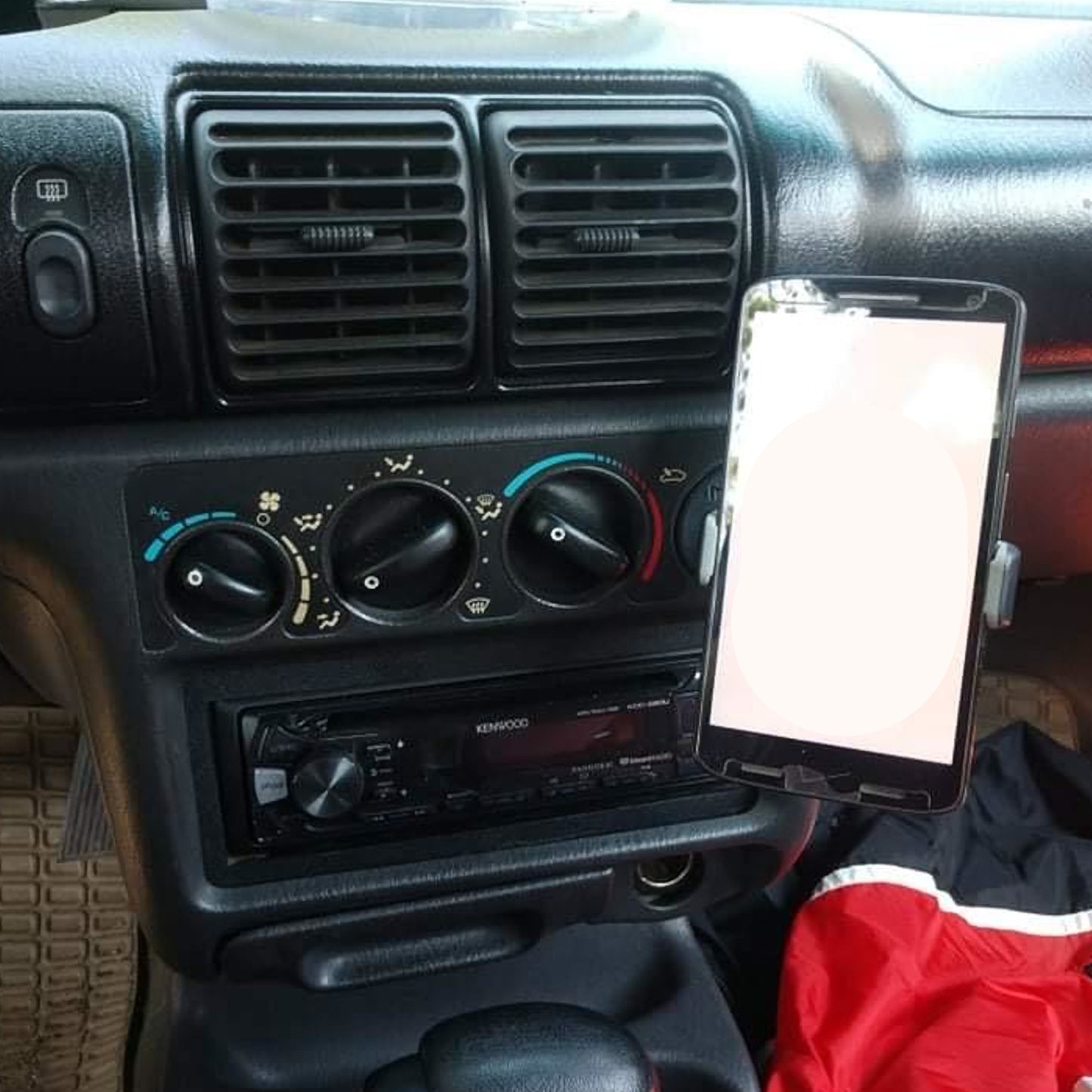 Custom phone mount for 1995-1999 neon functional circulation switch