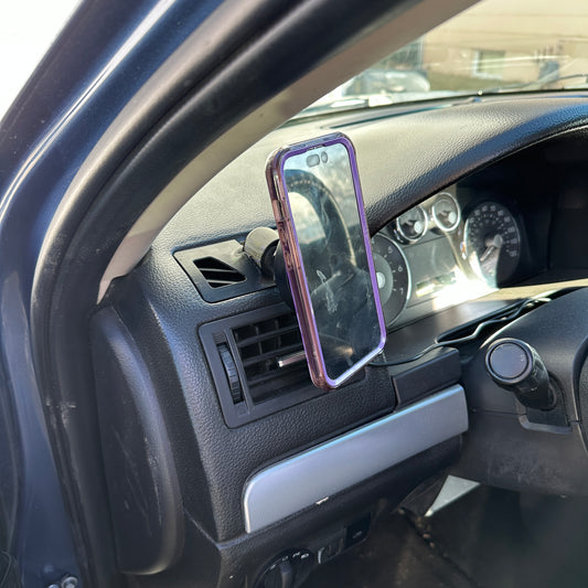 Custom phone mount for 2006-2009 Ford Fusion Milan functional vent