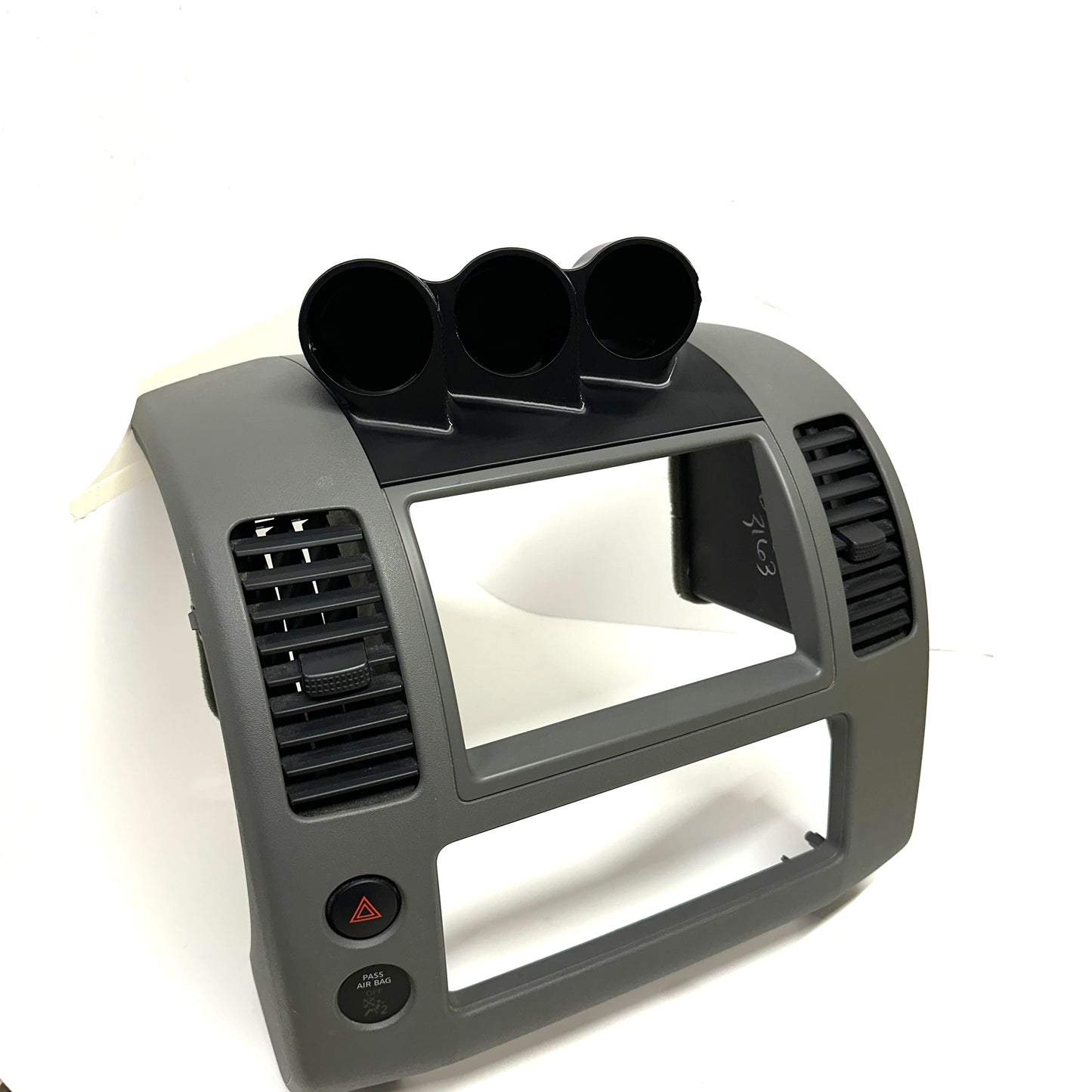 Triple gauge pod mount for 05-12 Nissan Pathfinder or 05-08 Xterra