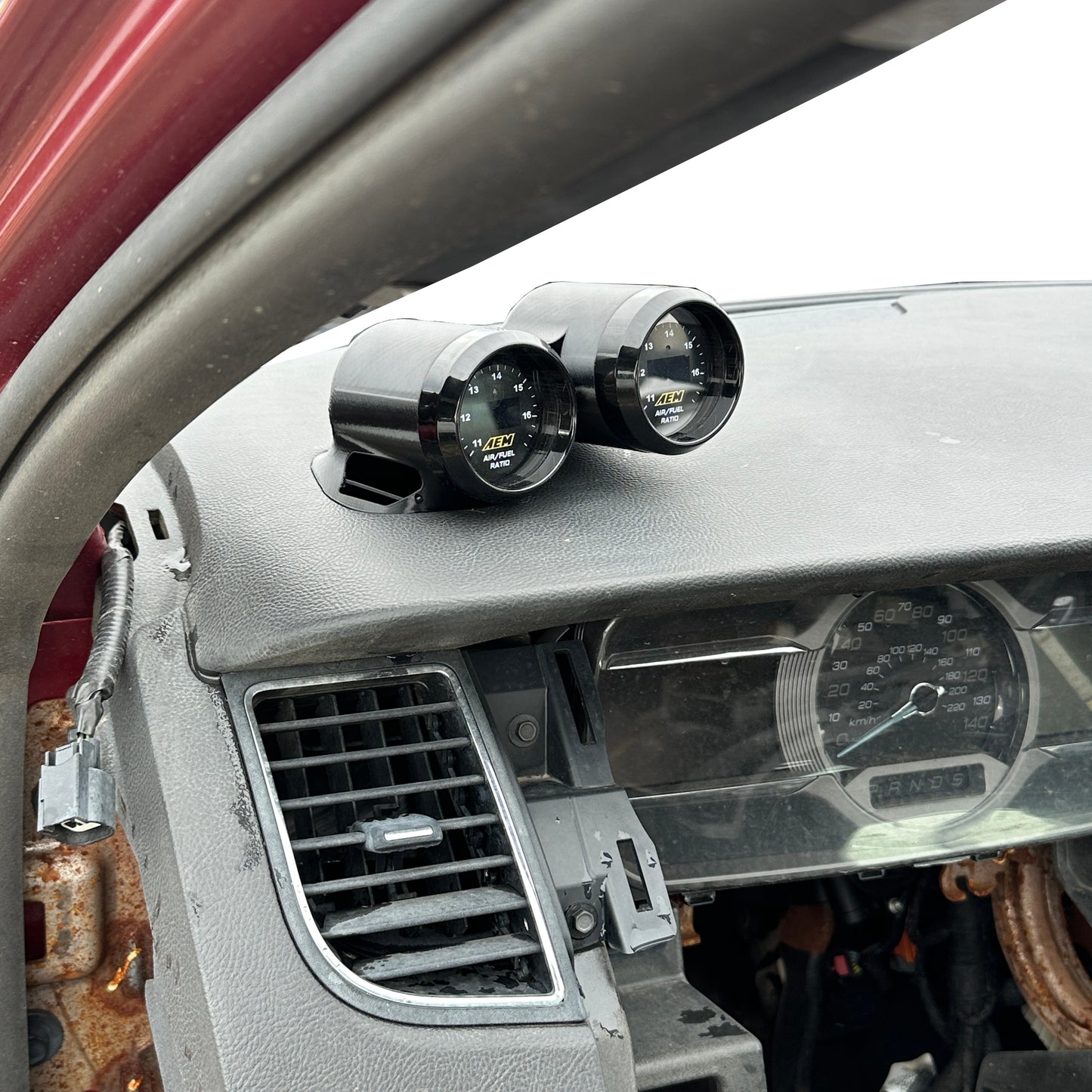 Dual gauge pod mount for 2013-2019 Ford Tarus SHO functional defrost vent