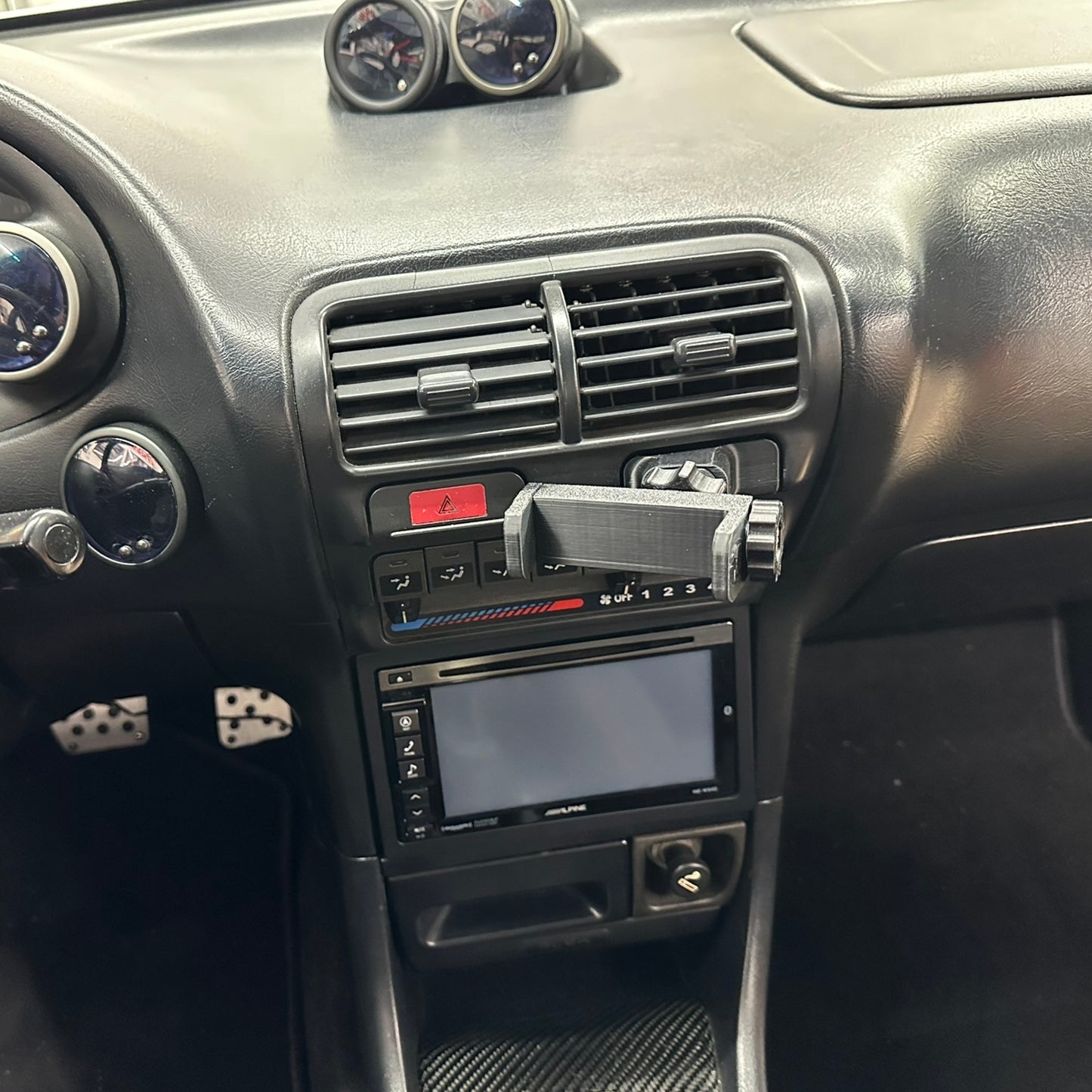 Custom phone mount for 1994-2001 Integra DC2 replaces factory defrost button