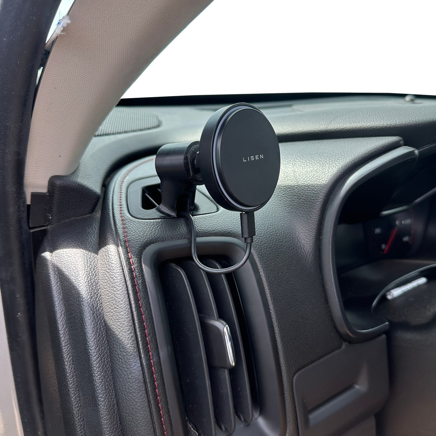 Custom phone mount for 2015-2022 Colorado GMC Canyon functional vent holder