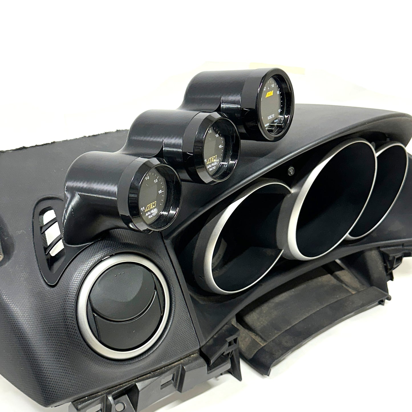 Triple gauge pod mount for 2004-2008 Mazda 3 functional defrost vent