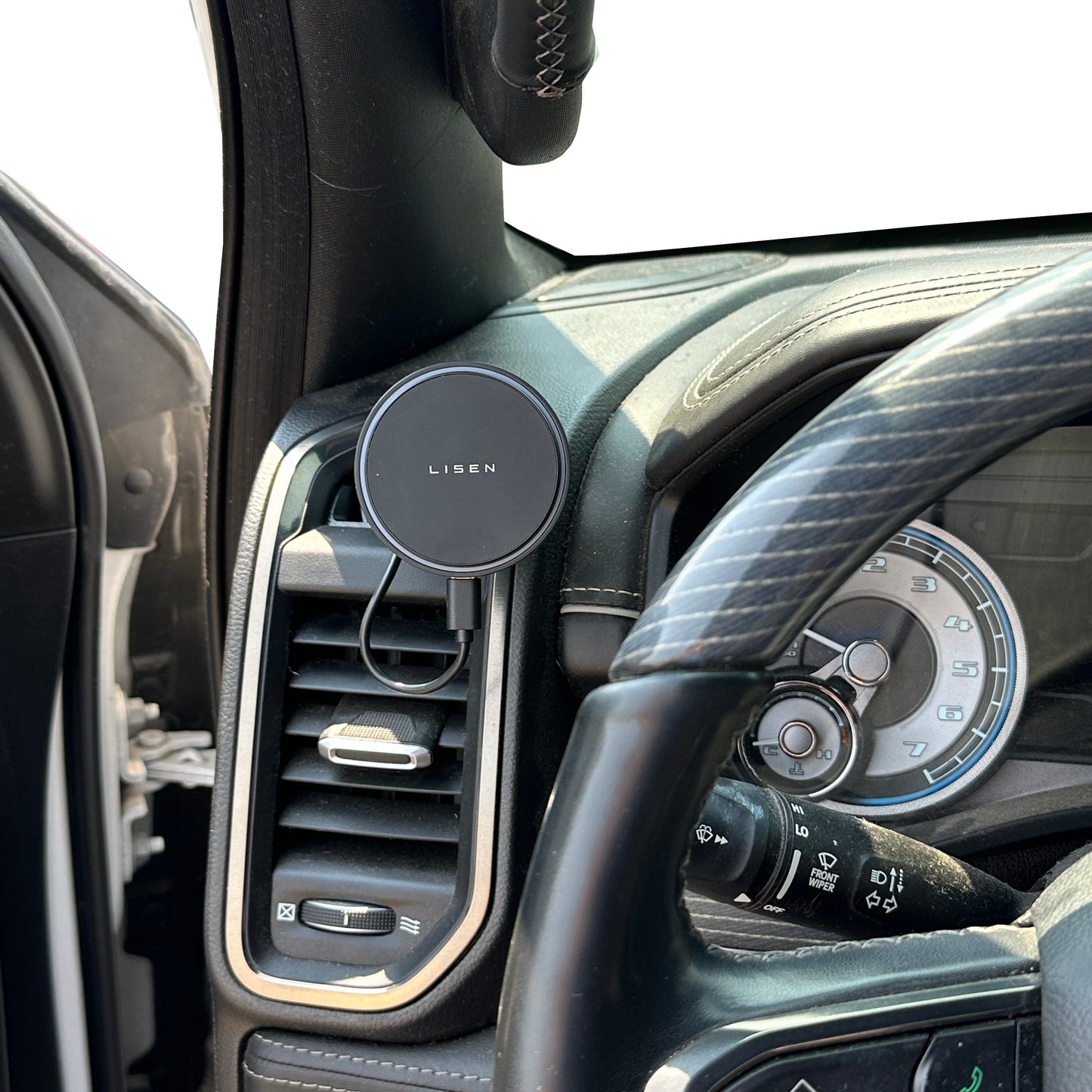 Custom phone mount for 2019-2025 Ram defrost vent 52mm