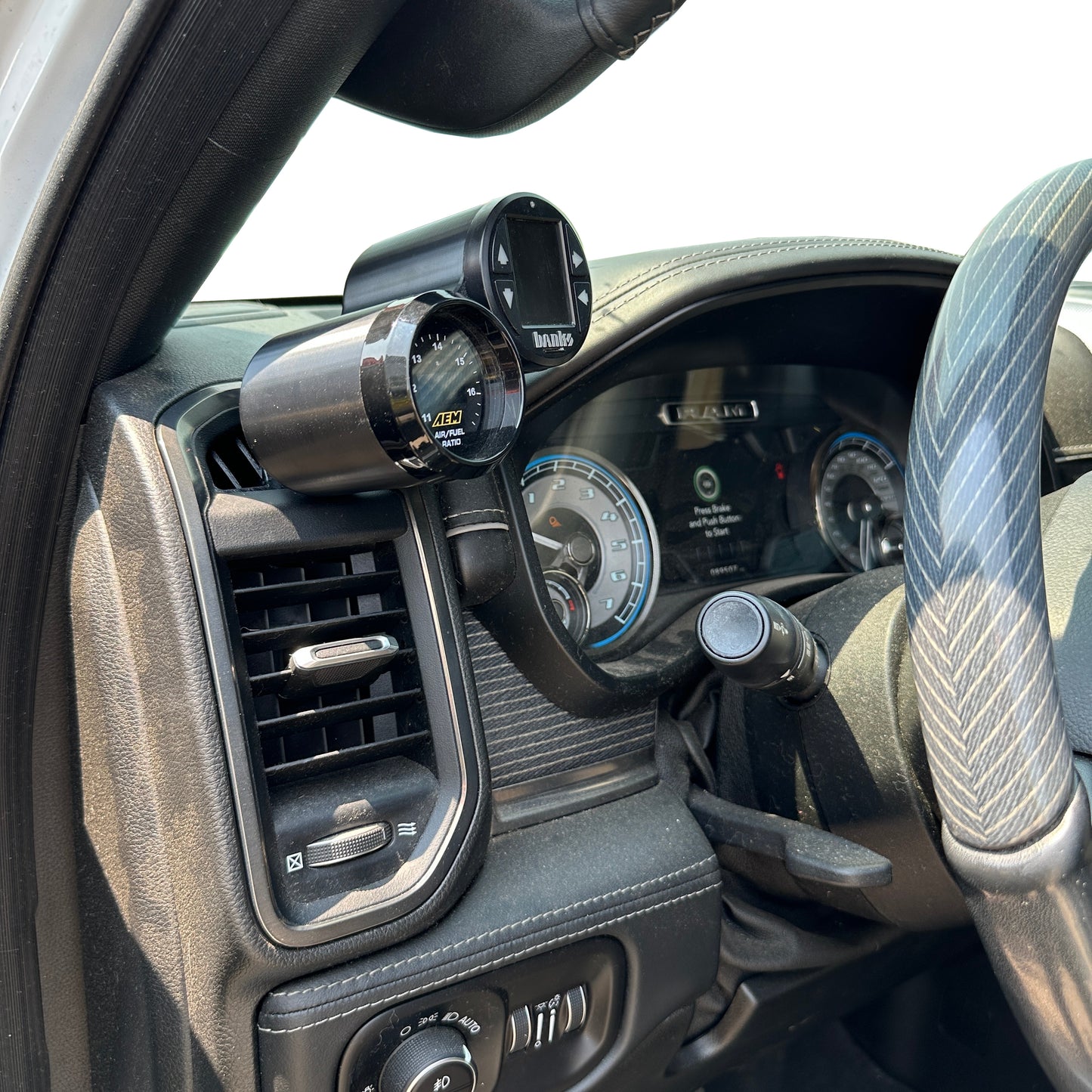 Dual gauge pod mount for 2019-2025 Ram defrost vent 52mm