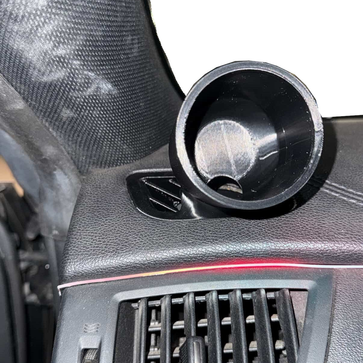 Single gauge pod mount for 2013-2016 Hyundai Genesis Coupe Defrost vent
