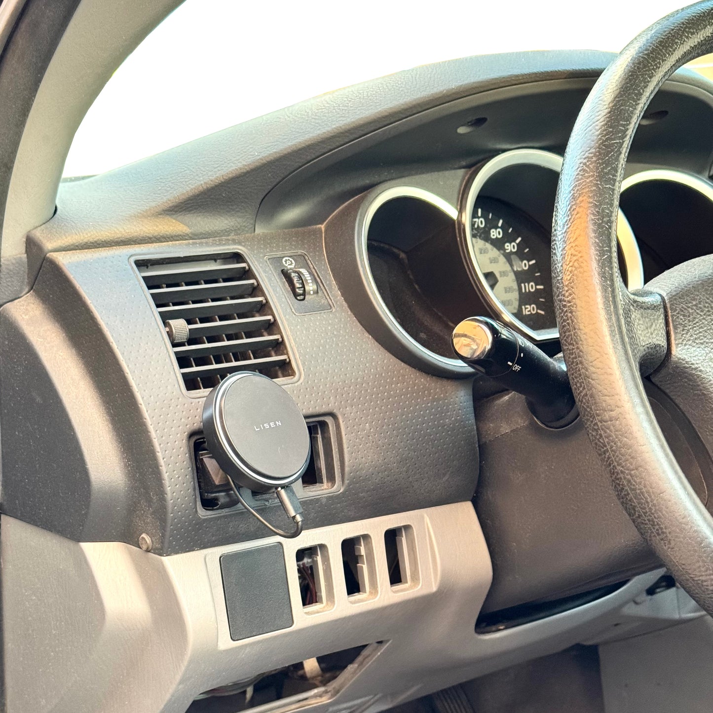 Custom phone mount for Toyota Tacoma 2005-2015 replaces blank button