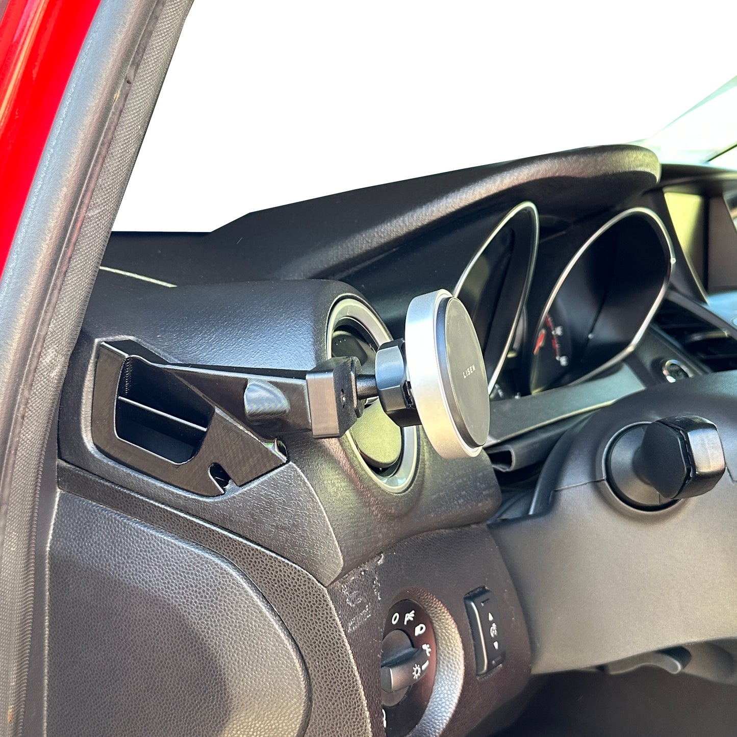 Custom Phone mount for 2011-2019 Ford Fiesta ST functional defrost vent