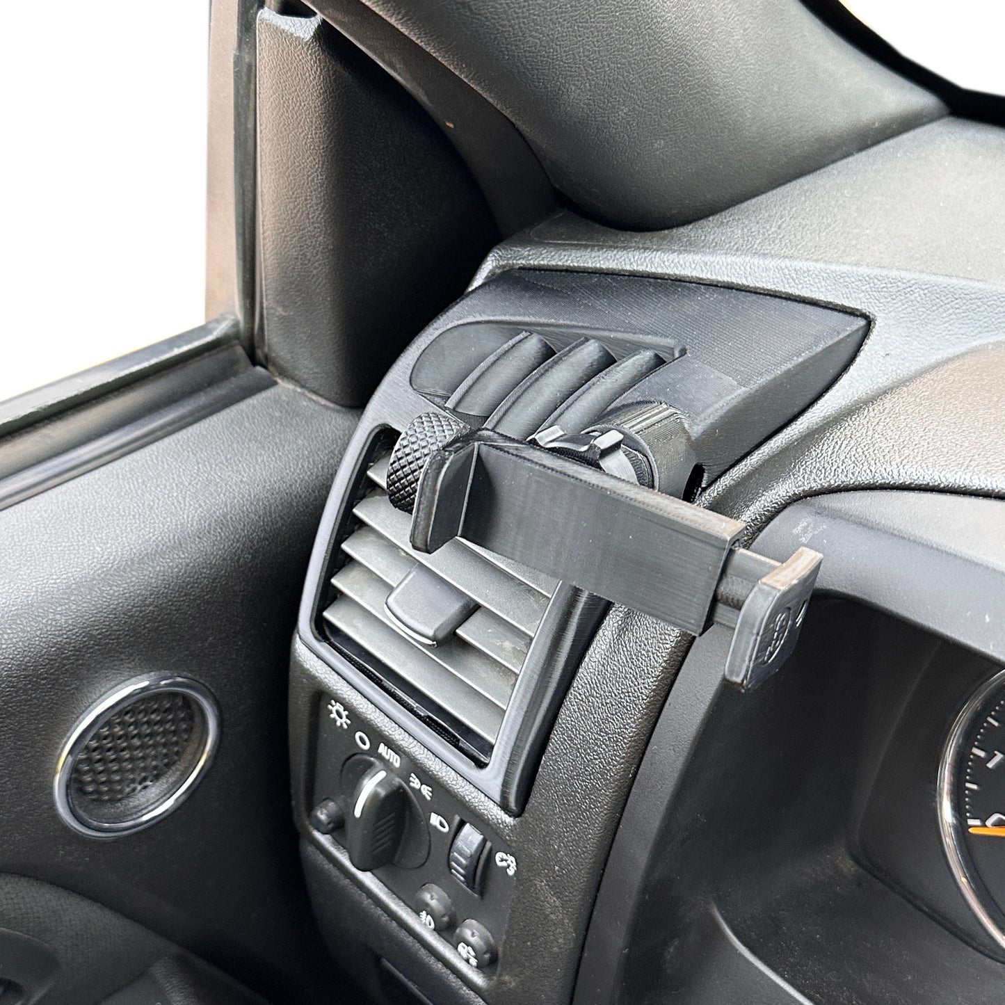 Custom phone mount for 2004-2012 Colorado GMC Canyon vent cover