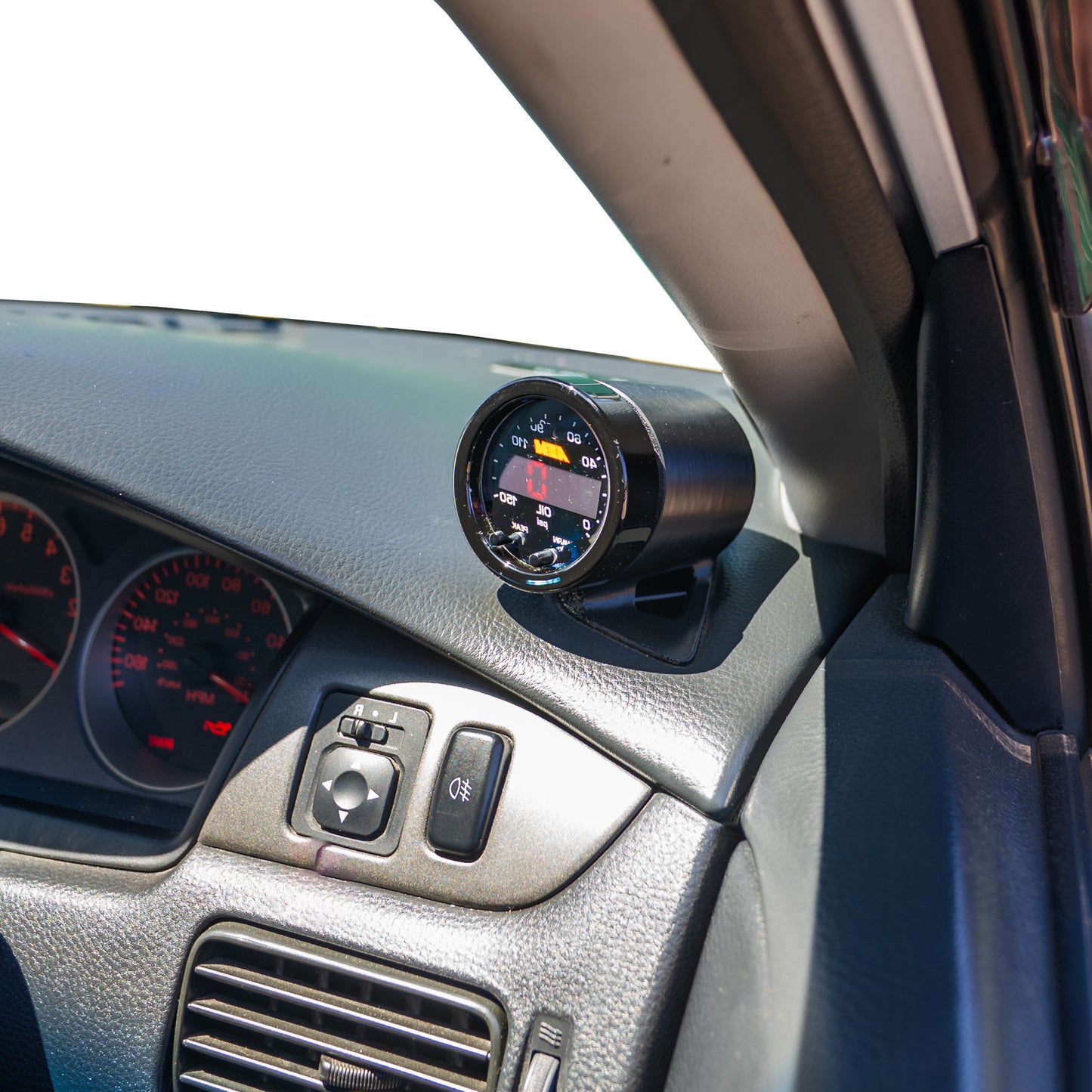 Single gauge pod mount for 01-07 EVO 7 8 9 Lancer functional defrost vent